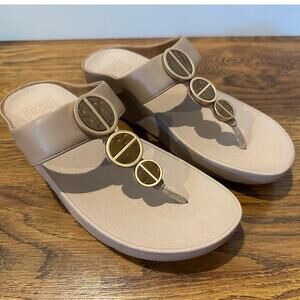 FitFlop Halo Beaded Circle Sandals Women’s 9 Beige Leather Toe Post NWT